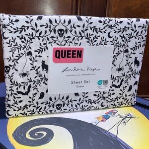 London Kaye sheets Queen